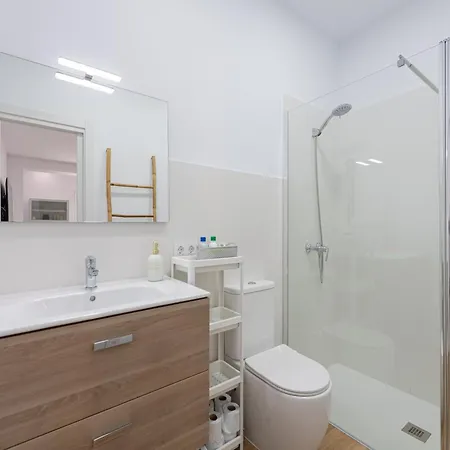 Apartment In Las Palmas Near Las Canteras Beach *
